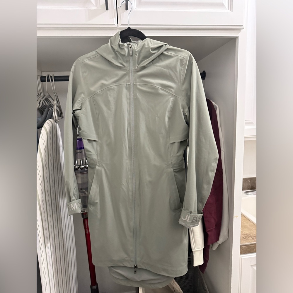 Lululemon rain jacket